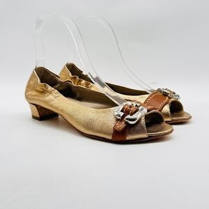 AGL Women's Brown and Gold Leather Peep Toe Kitten Heels